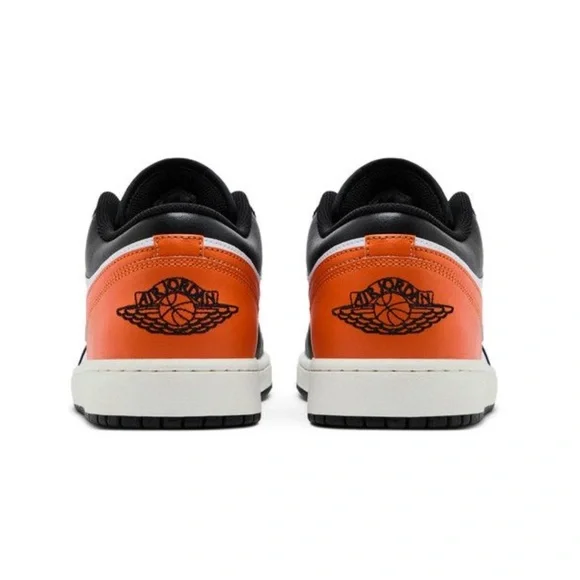 Jordan 1
Shattered backboard alternate
Brand new - Picture 3 of 5